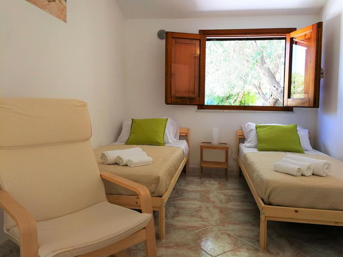 Villa La Plaja 切法卢 外观 照片