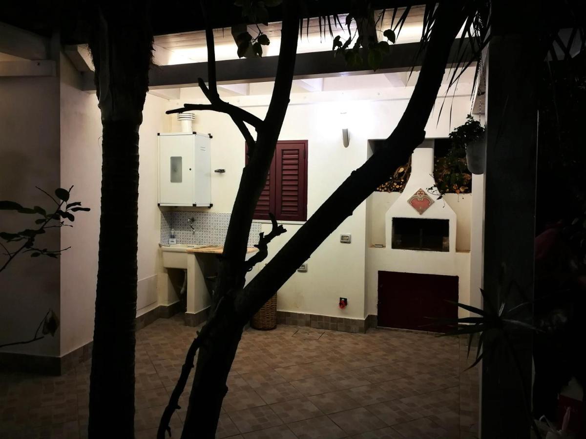 Villa La Plaja 切法卢 外观 照片